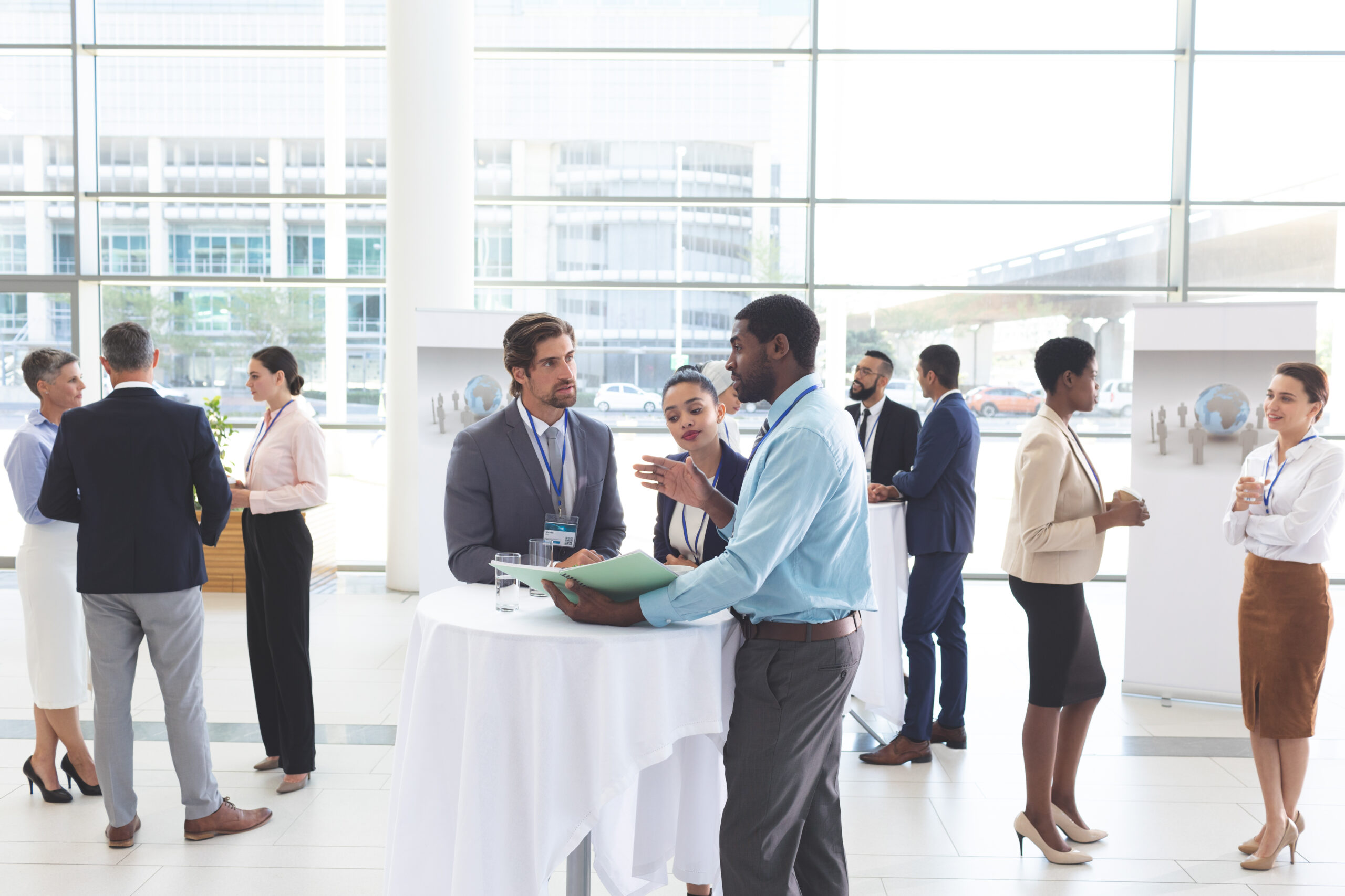 How to Provide Content to Your Sales Team For Conferences